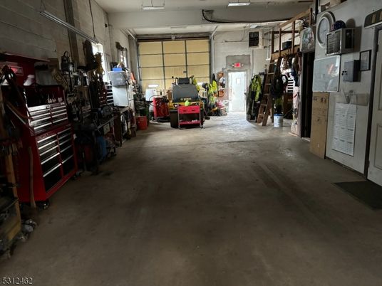 Garage, Interior