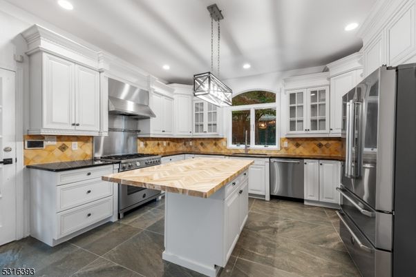 Interior, Kitchen, Pendant Lights, Recessed Lighting, Stainless Steel Appliances
