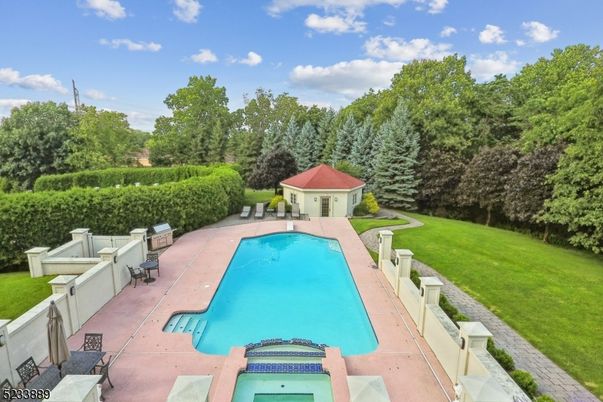 Detached Garage, Exterior, Pool