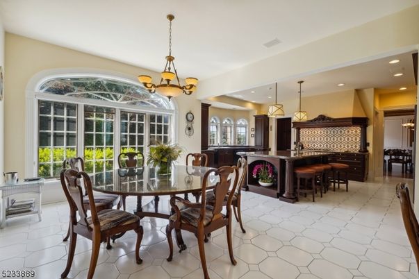 Chandelier, Dining room, Interior, Kitchen, Pendant Lights, Recessed Lighting