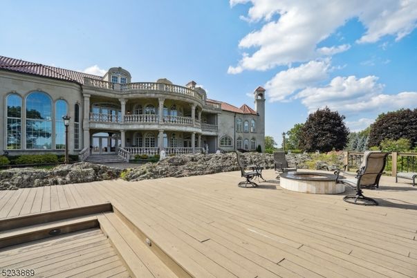 Backyard, Exterior, Wood Texture Flooring