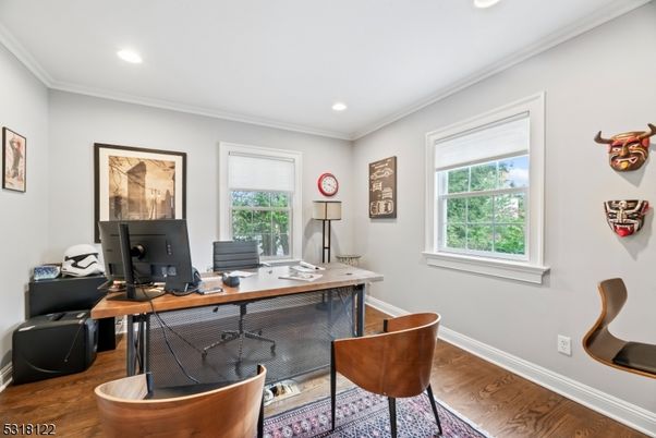 Home Office, Interior, Recessed Lighting, Wood Texture Flooring
