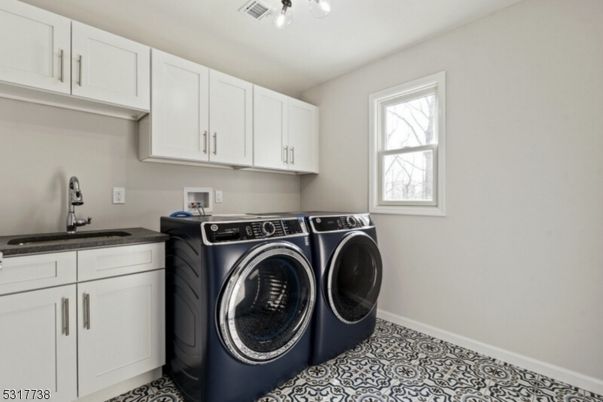Interior, Washer