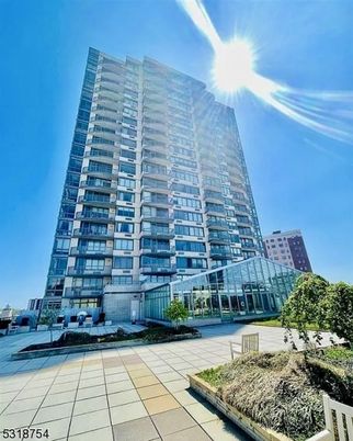 Exterior, Facade, Condo Building