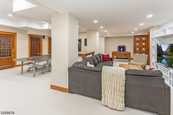 Game Room, Interior, Living room, Recessed Lighting