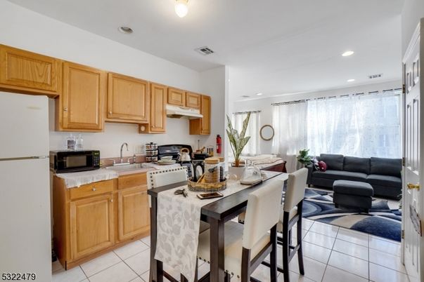 Dining room, Interior, Kitchen, Living room, Recessed Lighting