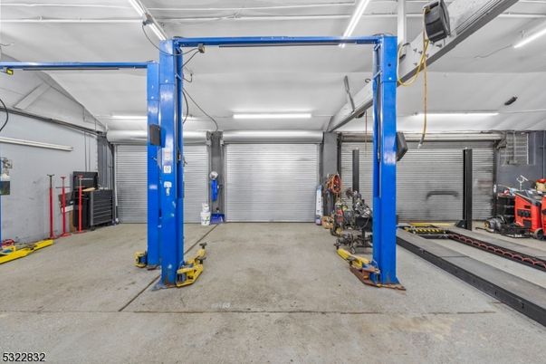 Fitness Equipment, Garage, Interior