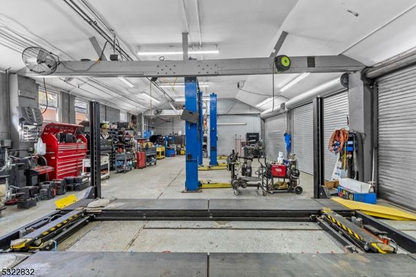 Fitness Equipment, Garage, Interior
