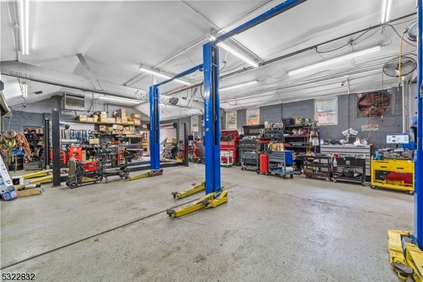 Fitness Equipment, Garage, Interior