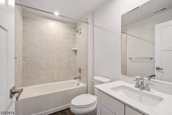 Bathroom, Interior, Recessed Lighting, Wood Texture Flooring