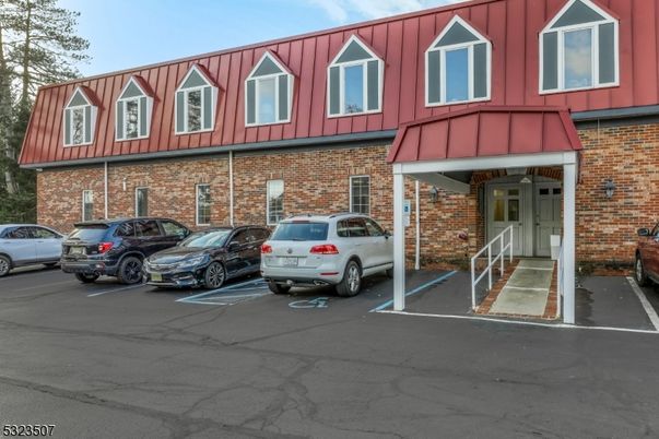 Exterior, Facade, Brick Facade, Rowhouse