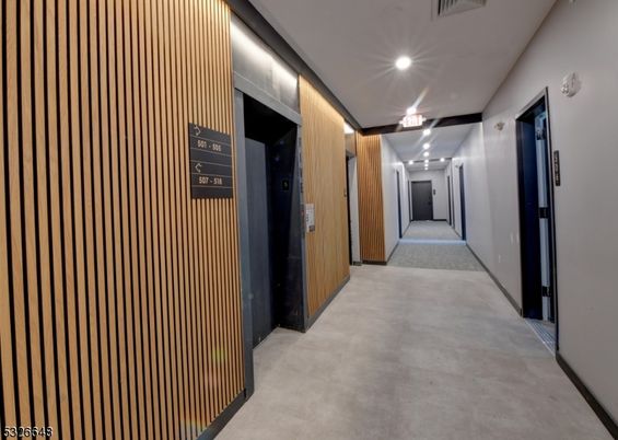 Elevator, Interior