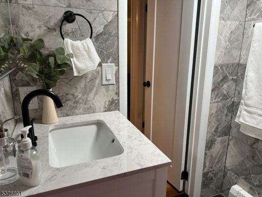 Bathroom, Interior, Marble Walls