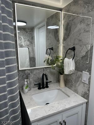 Bathroom, Interior, Marble Walls