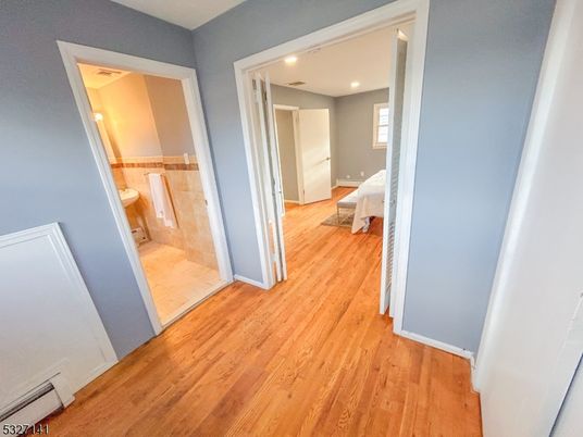 Bathroom, Interior, Recessed Lighting, Wood Texture Flooring