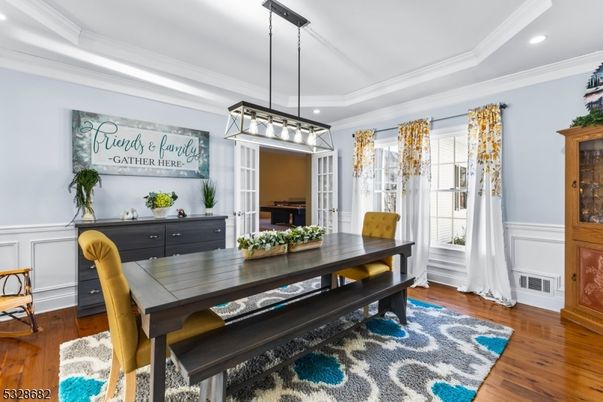 Dining room, Interior, Pendant Lights, Recessed Lighting, Wood Texture Flooring