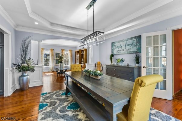 Dining room, Interior, Pendant Lights, Recessed Lighting, Wood Texture Flooring