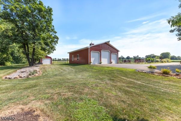 Backyard, Detached Garage, Exterior