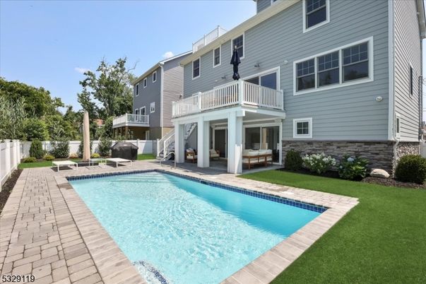 Backyard, Exterior, Pool