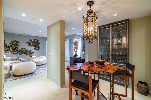 Dining room, Interior, Pendant Lights, Recessed Lighting