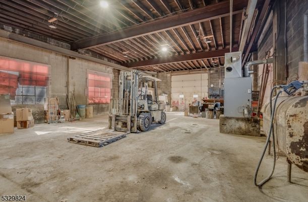 Fitness Equipment, Interior, Wooden Beams