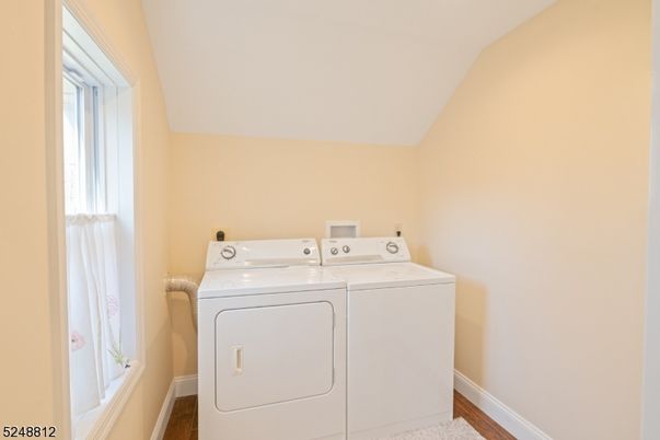 Interior, Utility Closets, Washer, Wood Texture Flooring