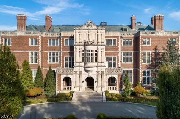 Exterior, Facade, Brick Facade, French Provincial