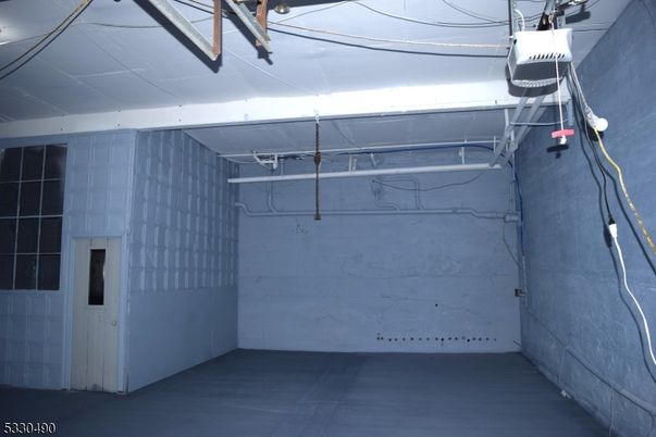 Garage, Interior, Marble Walls