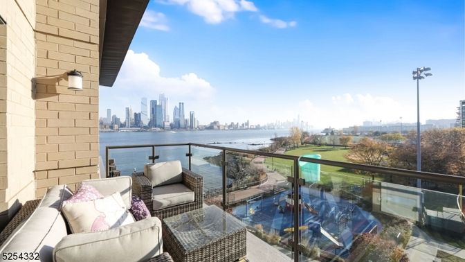 Water, Exterior, Other, Skyline