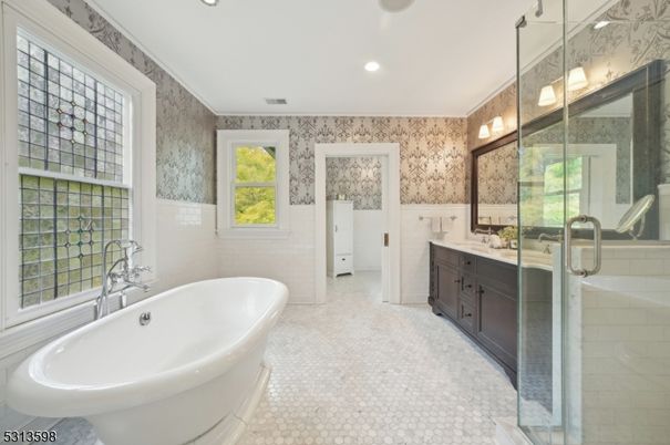 Bathroom, Dual Sink Vanities, Free Standing Baths, Glass Shower, Interior, Recessed Lighting