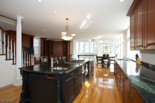 Chandelier, Dining room, Interior, Kitchen, Pendant Lights, Recessed Lighting, Wood Texture Flooring
