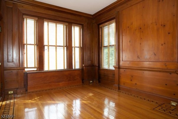 Empty room, Interior, Wood Texture Flooring, Wooden Walls