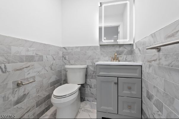Bathroom, Interior, Marble, Marble Walls