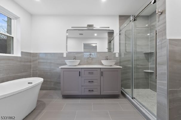 Bathroom, Dual Sink Vanities, Free Standing Baths, Glass Shower, Interior, Recessed Lighting