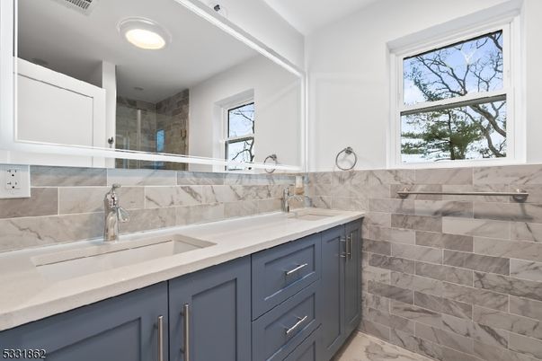 Bathroom, Dual Sink Vanities, Interior, Marble, Recessed Lighting