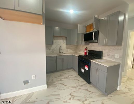 Interior, Kitchen, Marble, Marble Walls, Recessed Lighting