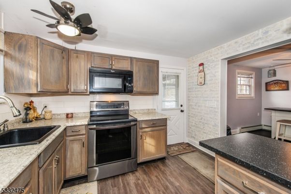 Interior, Kitchen, Stone Walls, Wood Texture Flooring