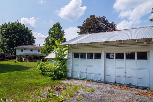 Backyard, Detached Garage, Exterior