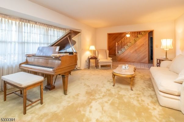 Interior, Living room, Piano