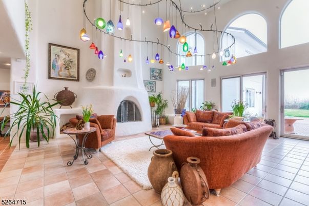 Fireplace, Interior, Living room, Pendant Lights, Recessed Lighting