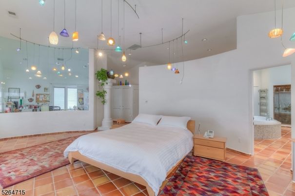 Bedroom, Interior, Pendant Lights, Recessed Lighting