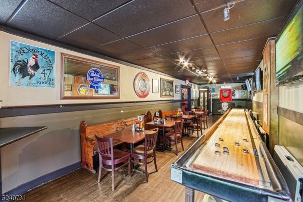 Billiard Table, Dining room, Game Room, Interior, Wood Texture Flooring