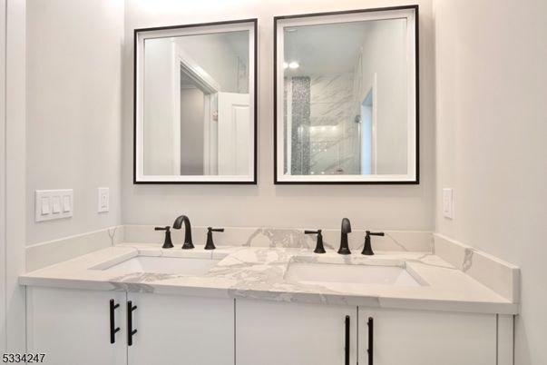 Bathroom, Dual Sink Vanities, Interior, Marble Walls