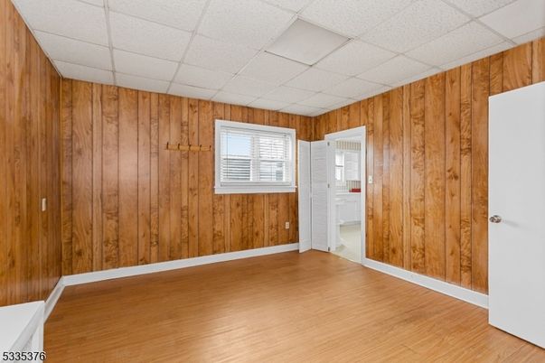 Empty room, Interior, Wood Texture Flooring, Wooden Walls
