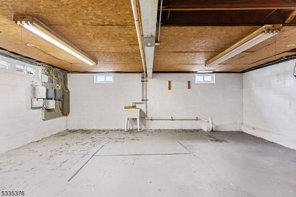 Garage, Interior