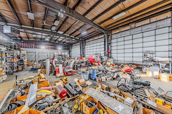 Garage, Interior