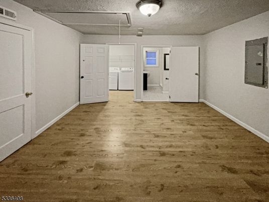 Empty room, Interior, Washer, Wood Texture Flooring