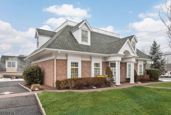 Exterior, Facade, Brick Facade, Cape Cod