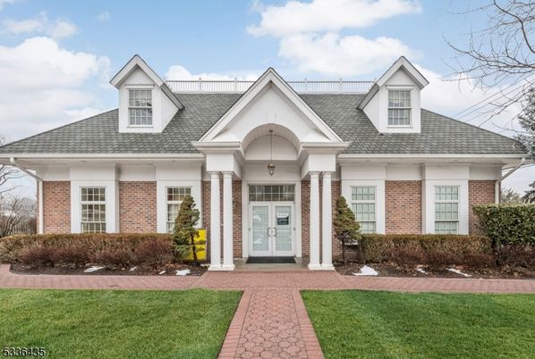 Exterior, Facade, Brick Facade, Brick Traditional