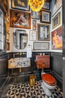 Bathroom, Interior